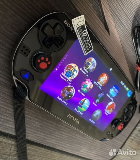 Sony PS Vita Fat Black 128gb 7500 игр (комплектом)