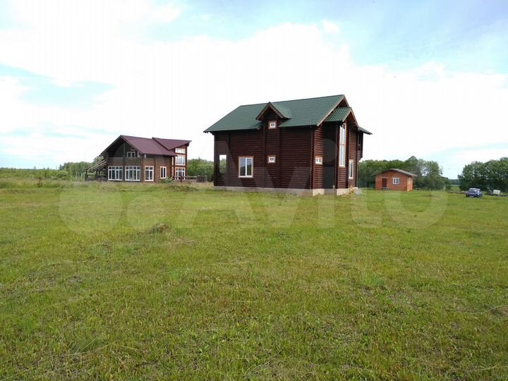 Дом 197,7 м² на участке 25,8 сот.