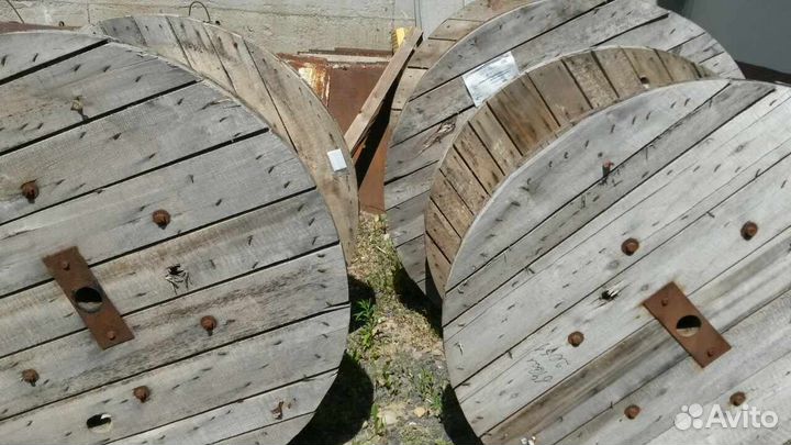 Катушка деревянная б/у для кабеля