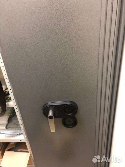 Вскрытие ремонт замена замков