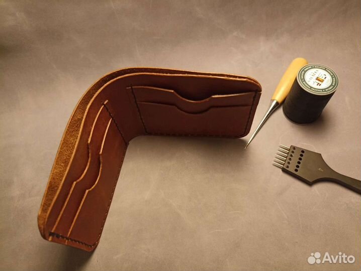 Кошелек из натуральной кожи Бифолд