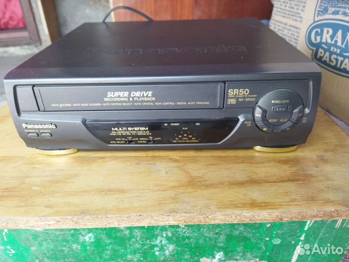 Видеомагнитофон