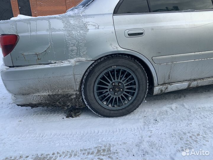 Toyota Carina 1.6 МТ, 1999, 300 000 км