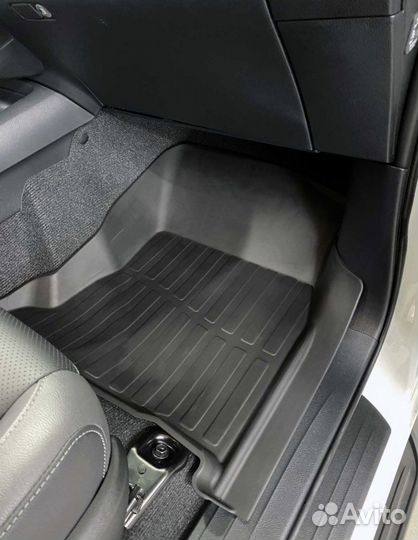 Ковры резиновые Toyota Hilux viii 2015-Н.В