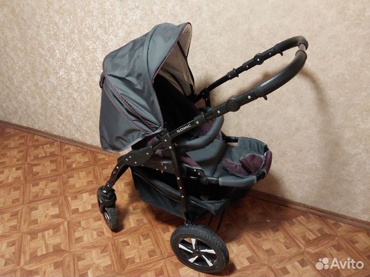 Детская коляска 3 в 1