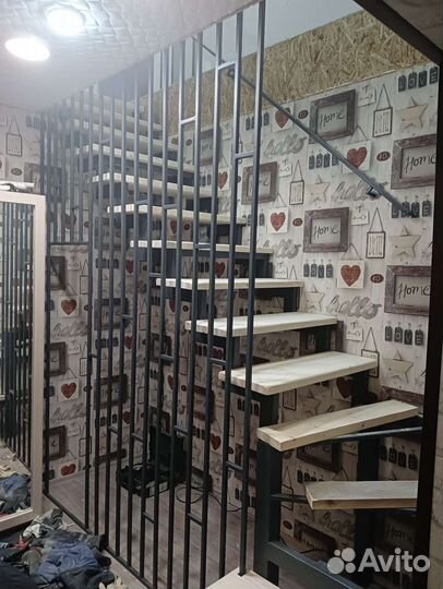 Лестницы на металлическом каркасе