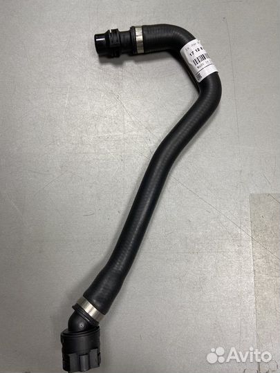 Патрубок BMW 17128602615 G30