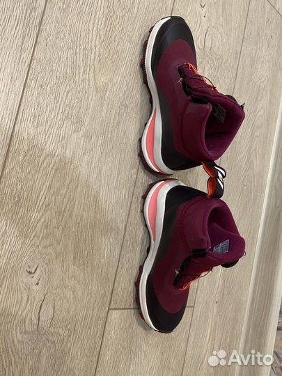 Зимние кроссовки adidas