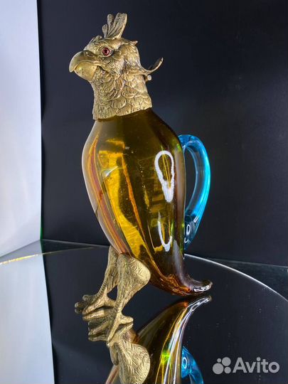 Антикварный графин в виде птицы