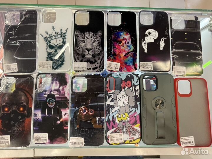 Чехлы на iPhone 12