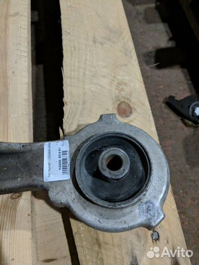 Рычаг подвески нижний передний правый Nissan Teana