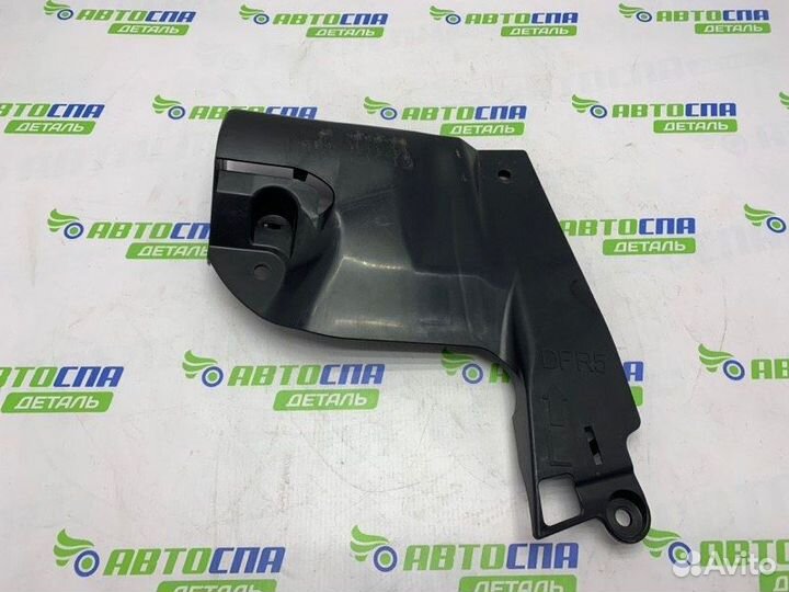 Защита днища кузова задняя левая Mazda Cx-30