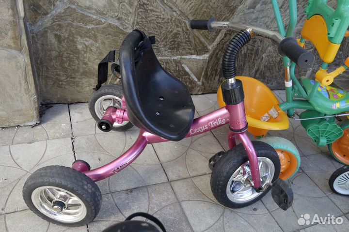 Велосипед детский 3 колеса с ручкой