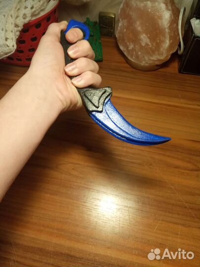 Нож керамбит из дерева