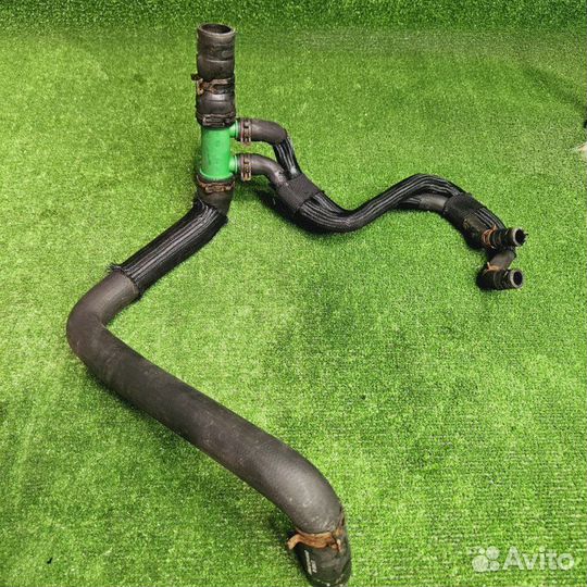 Патрубок радиатора Renault Trafic 2 2.5 DCI