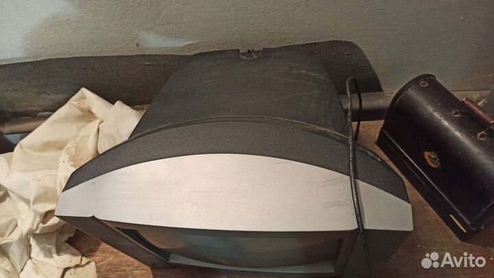 Телевизор sanyo