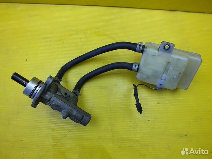 Главный тормозной цилиндр