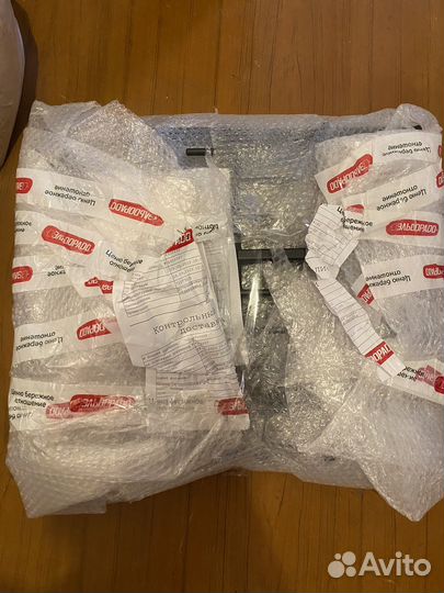 Встраиваемая газовая панель Gorenje GW642AB новая