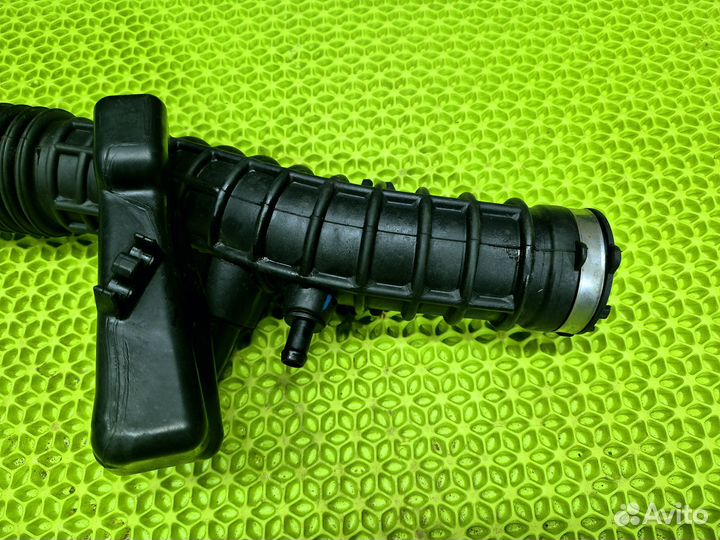 Патрубок воздушного фильтра Renault Arkana