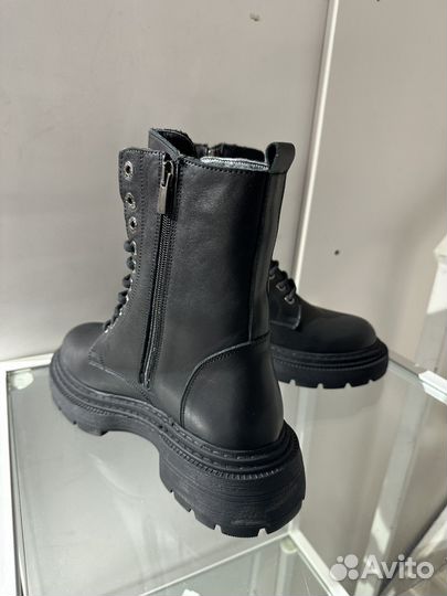Ботинки женские демисезонные 38
