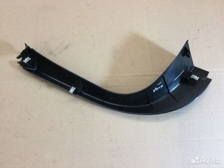 Обшивка двери багажника верхняя Ford Kuga