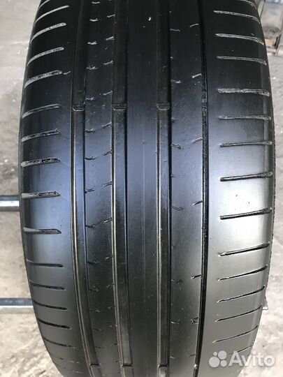 Pirelli P Zero PZ4 265/50 R19