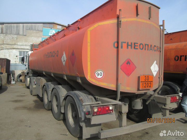 Полуприцеп бензовоз КАПРИ 96392, 2012