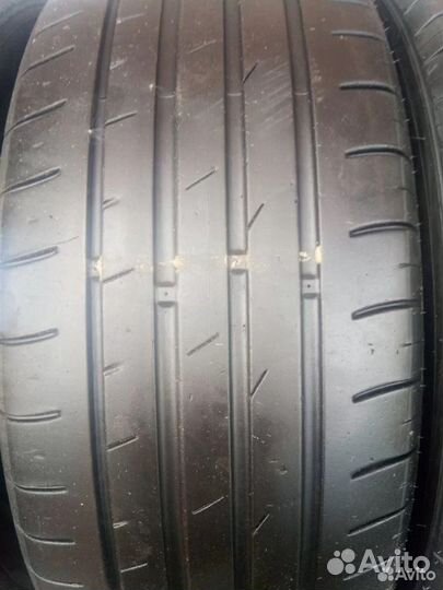 Nexen N'Fera SU4 215/60 R16