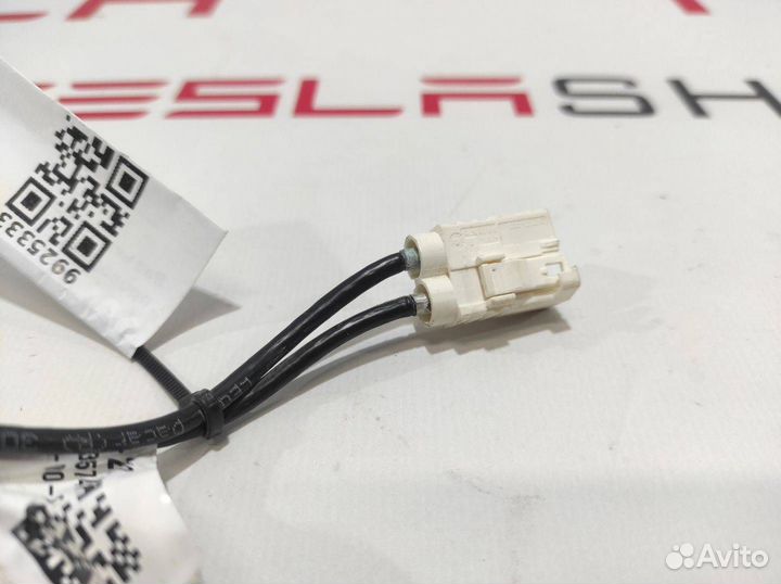 Разъем (фишка) проводки Tesla Model X 2019