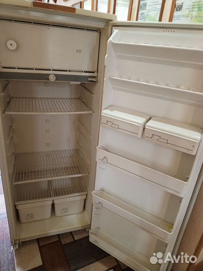Холодильник бирюса бу высота 145 х60