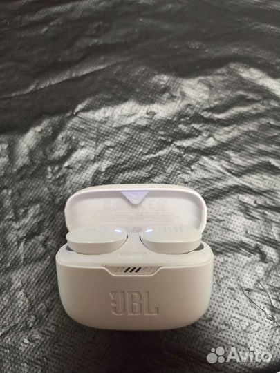 Без проводные наушники jbl