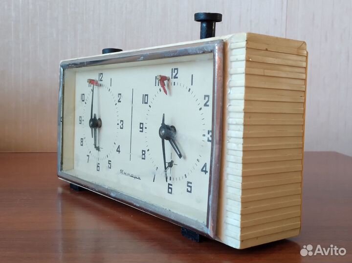 Часы шахматные механические 