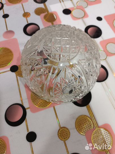 Ваза хрустальная