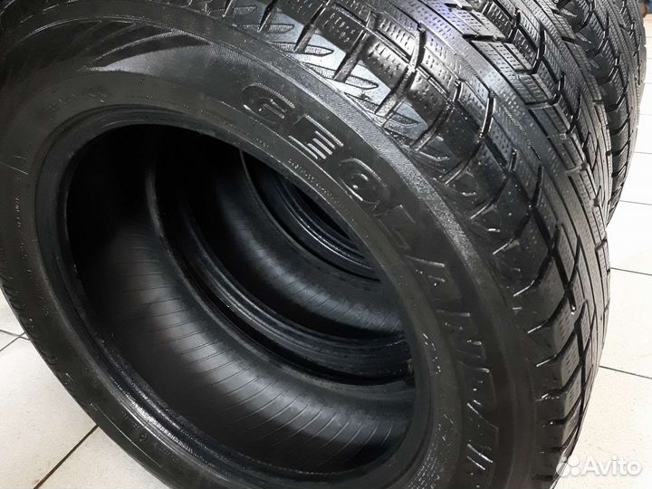 Yokohama Geolandar A/T G011 225/65 R17