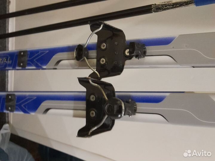 Лыжи пластиковые, ботинки, крепления