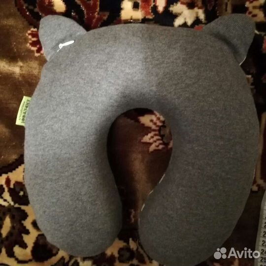 Подушка для перелетов под голову детская