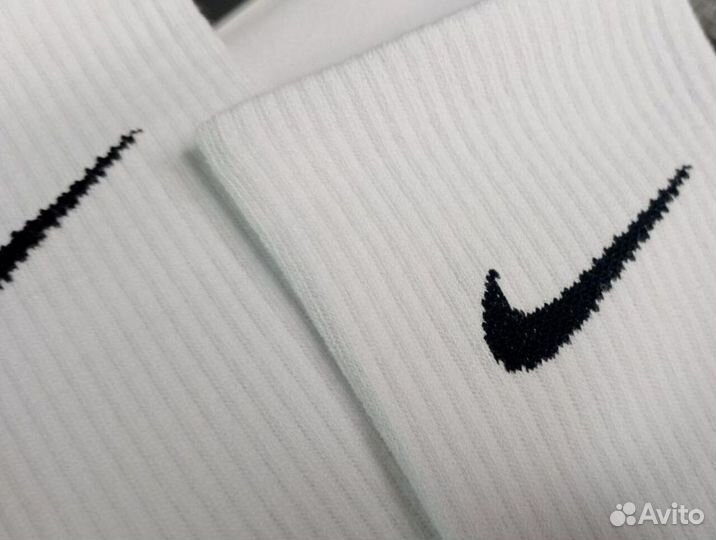 Носки Nike высокие белые