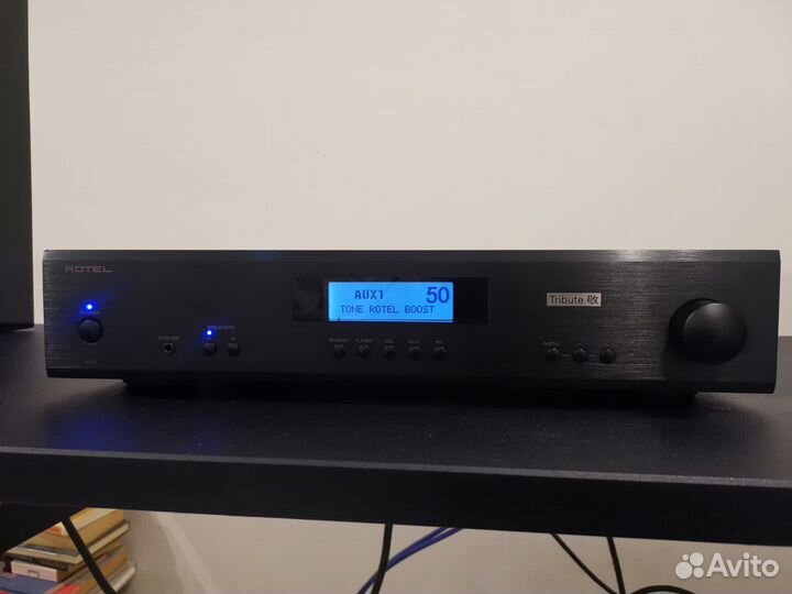 Усилитель Rotel A11 Tribute