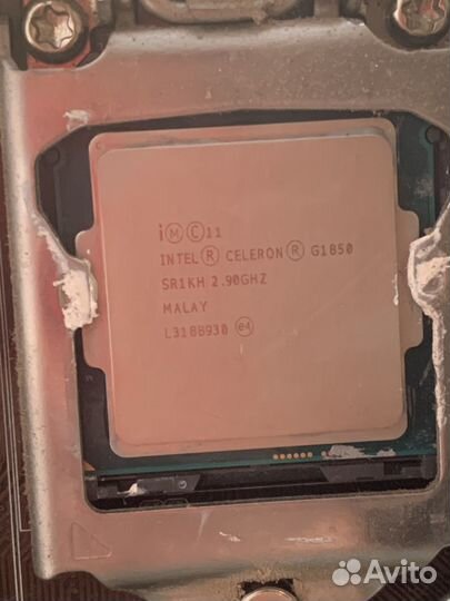 Материнская плата