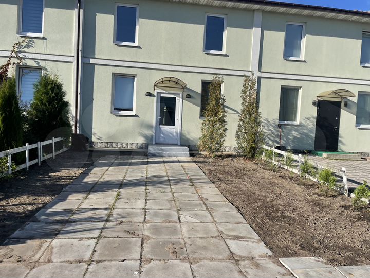 3-к. квартира, 82,8 м², 1/2 эт.