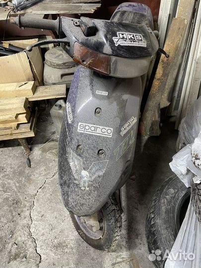 Скутер suzuki