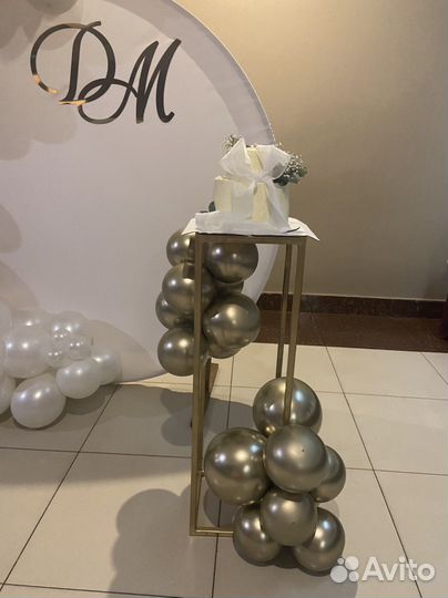 Стойка для торта цветов на праздник