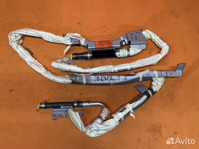 Шторка безопасности левая Infiniti Qx56 Z62 5.6