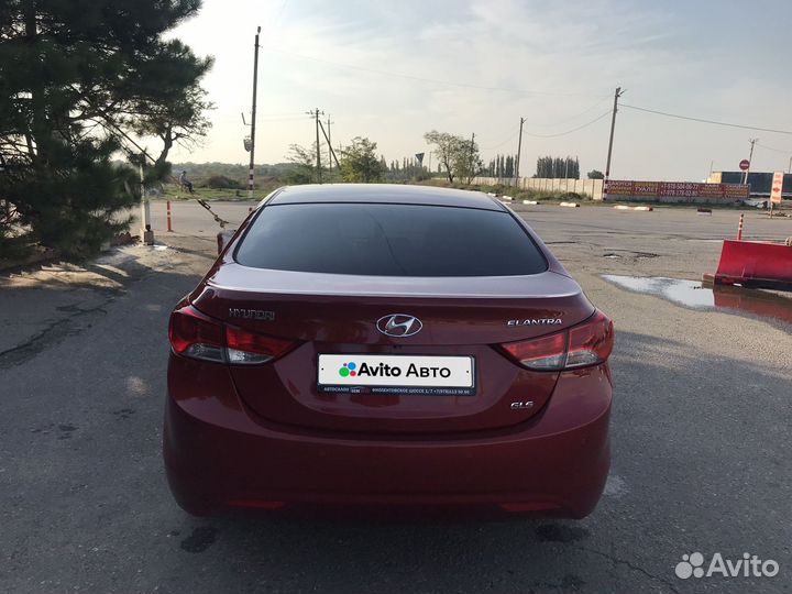 Hyundai Elantra 1.8 AT, 2012, 155 930 км