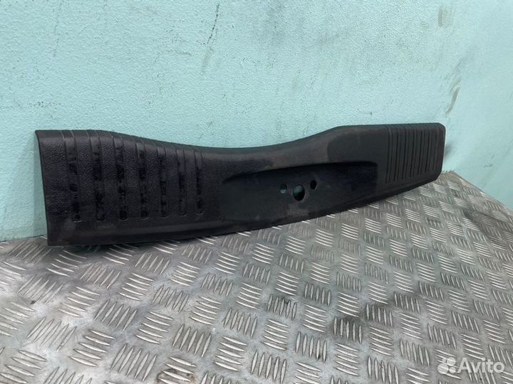 Накладка Ford Fusion 02-12Г