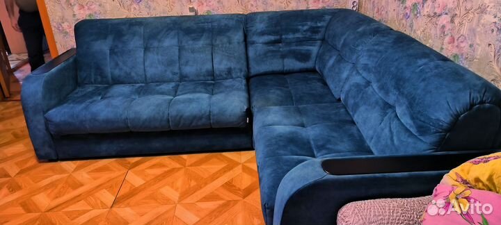 Большой угловой диван раскладной бу