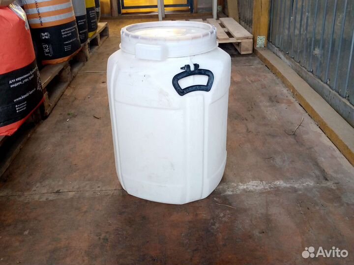 Бочки пластиковые