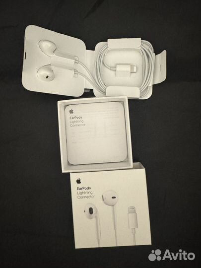 Наушники эпл apple mmtn2ZM/A EarPods с Lightning