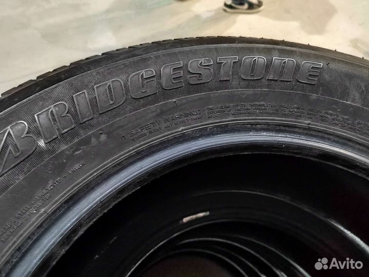 Bridgestone Desert Dueler 225/65 R17