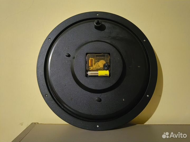 Часы настенные